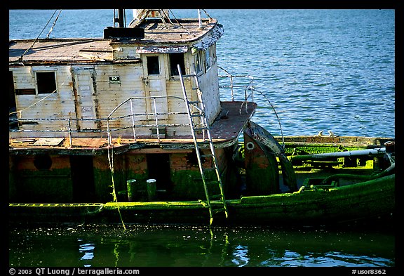 Shipwreck near Coquille River. Oregon, USA (color)