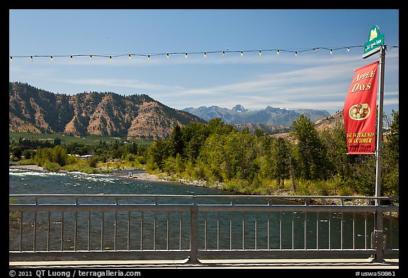 Wenatchee River, Cashmere. Washington