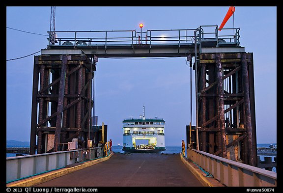 Ferry approaching through gate, Coupeville. Olympic Peninsula, Washington (color)