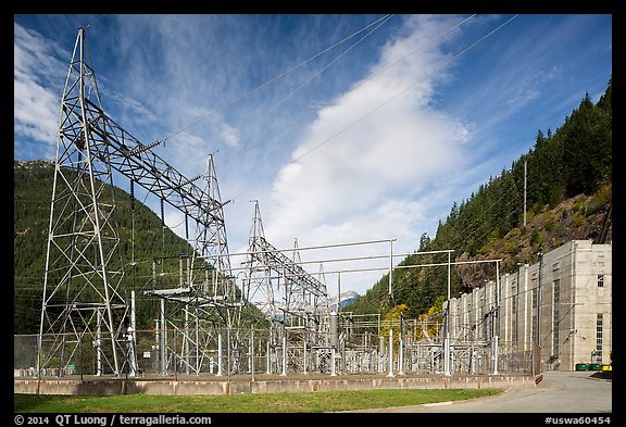 High voltage lines near Diablo powerhouse. Washington (color)