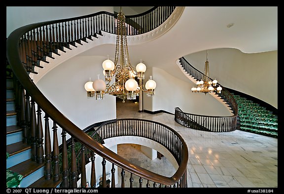 Freestanding circular stairway, state capitol. Montgomery, Alabama, USA (color)