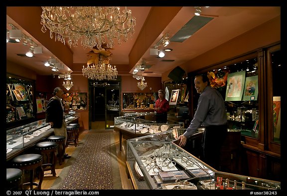 Jewelry and gallery during the gallery night. Hot Springs, Arkansas, USA (color)