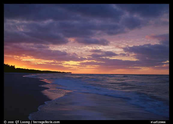 Gulf beach at sunrise, Sanibel Island. Florida, USA