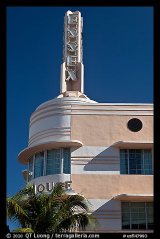 Deco-style spire on top of Essex hotel, Miami Beach. Florida, USA