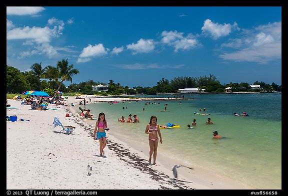 Families on Sombrero Beach, Marathon Key. The Keys, Florida, USA (color)