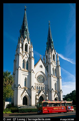 Church and red trolley. Savannah, Georgia, USA