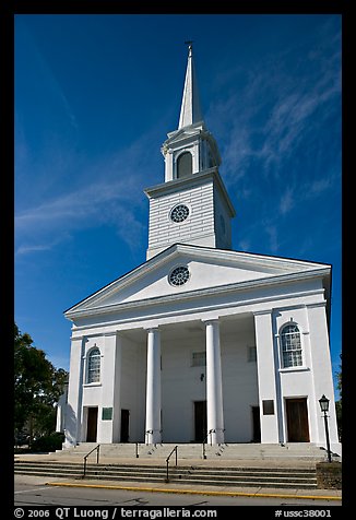 Baptist Church. Beaufort, South Carolina, USA (color)