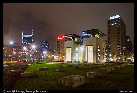 Skyline seen from Bicentenial Park by night. Nashville, Tennessee, USA