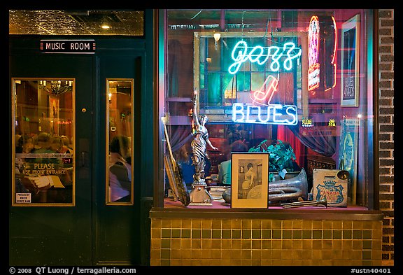 Storefront of bar with Jazz and Blues life performances. Memphis, Tennessee, USA