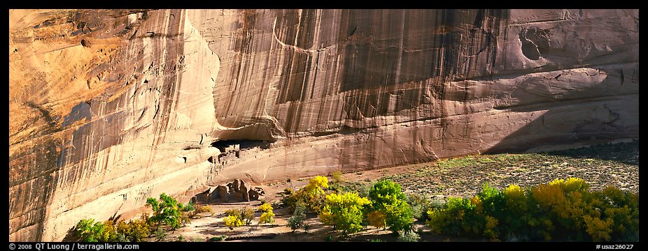 Canyon de Chelly scenery with ruin and trees in autumn color. Canyon de Chelly  National Monument, Arizona, USA (color)