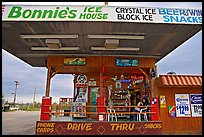 Drive-in convenience store. Arizona, USA ( color)