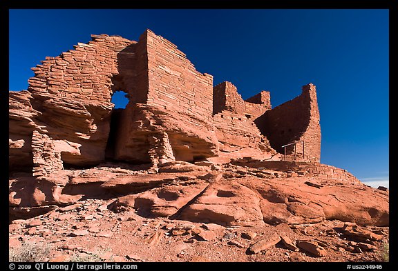 Wukoki Pueblo on hilltop. Wupatki National Monument, Arizona, USA (color)