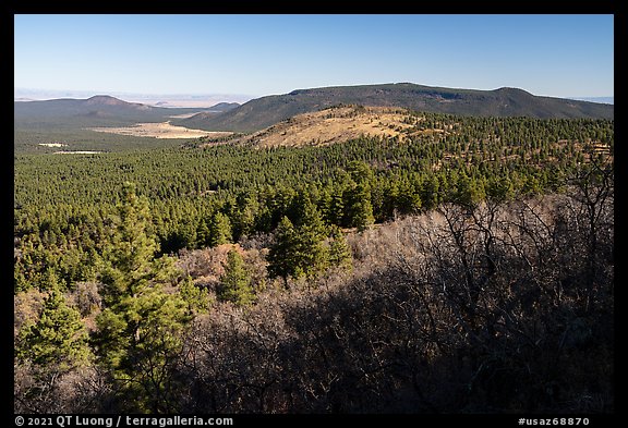 Mount Trumbull from Mount Logan. Grand Canyon-Parashant National Monument, Arizona, USA (color)