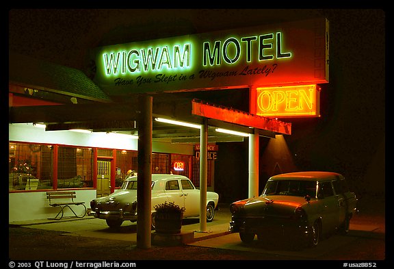 Motel with classic American cars, Holbrook. Arizona, USA (color)