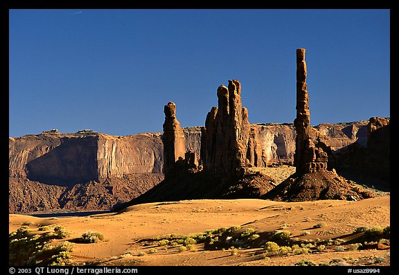 Yei bi Chei and Totem Pole, afternoon. Monument Valley Tribal Park, Navajo Nation, Arizona and Utah, USA (color)