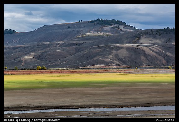 Gunnison River flats, Curecanti National Recreation Area. Colorado, USA (color)