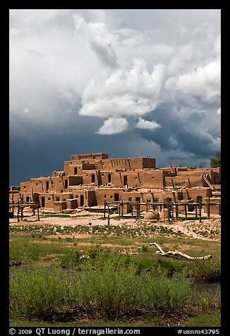 Largest multistoried Pueblo structure. Taos, New Mexico, USA (color)