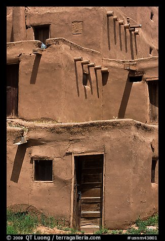 Traditional adobe construction. Taos, New Mexico, USA