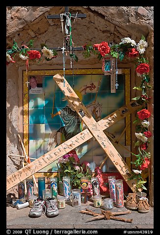 Ex-votoes, Sanctuario de Chimayo. New Mexico, USA