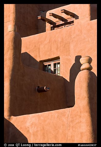 Detail of pueblo style of architecture, Loreto Inn. Santa Fe, New Mexico, USA (color)