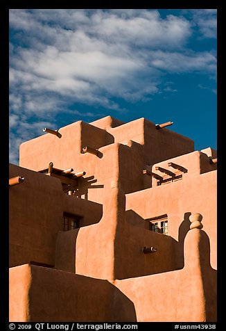 Loreto Inn in pueblo architectural style. Santa Fe, New Mexico, USA (color)