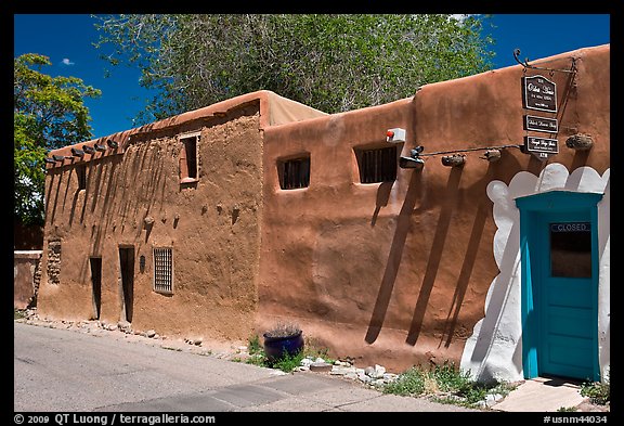 Oldest house in America. Santa Fe, New Mexico, USA (color)