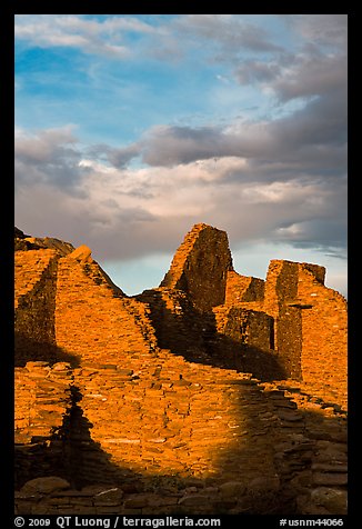 Last light on ruined walls, Pueblo Bonito. Chaco Culture National Historic Park, New Mexico, USA (color)