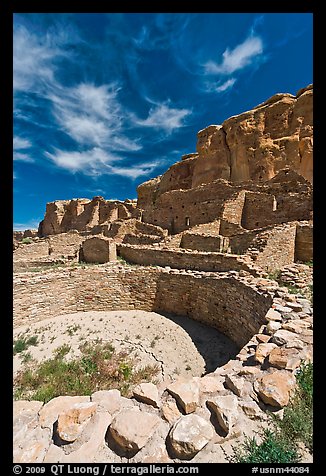 Pueblo Bonito, the largest of the Chacoan Great Houses. Chaco Culture National Historic Park, New Mexico, USA