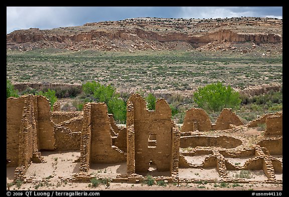 Kin Kletso. Chaco Culture National Historic Park, New Mexico, USA (color)