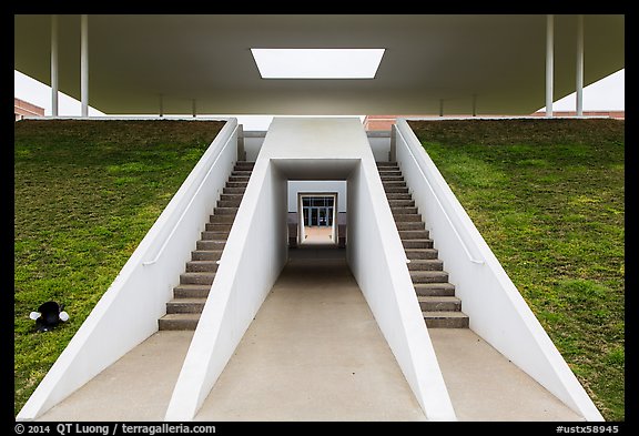 Suzanne Deal Booth Centennial Pavilion, Rice University. Houston, Texas, USA (color)