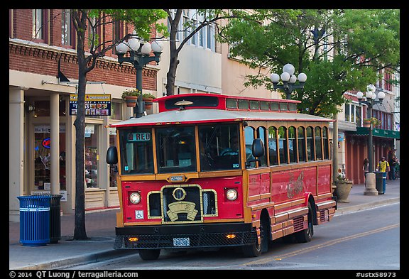 Trolley. San Antonio, Texas, USA (color)