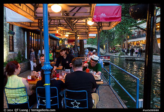 Enjoying drinks on Riverwalk. San Antonio, Texas, USA (color)