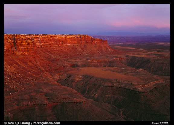 Cliffs near Muley Point, dusk. Bears Ears National Monument, Utah, USA