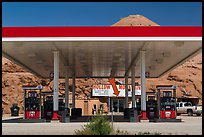 Hollow Mountain gas station, Hanksville. Utah, USA ( color)