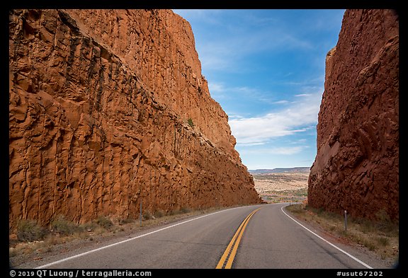Road cut through Comb Ridge anticline. Bears Ears National Monument, Utah, USA (color)