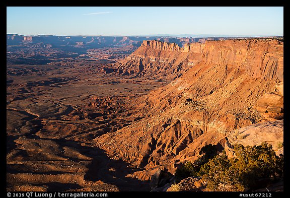 Lockhart Basin Canyon Rims from Needles Overlook. Bears Ears National Monument, Utah, USA (color)