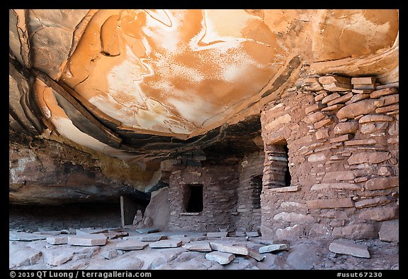 Fallen Roof House. Bears Ears National Monument, Utah, USA (color)