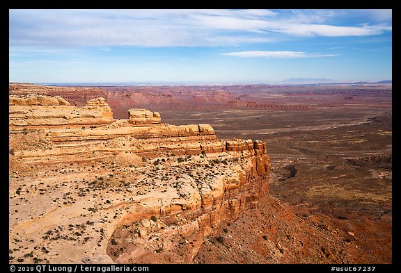 Valley of the Gods and cliff from edge of Cedar Mesa. Bears Ears National Monument, Utah, USA (color)