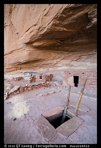 Entrance to Perfect Kiva. Bears Ears National Monument, Utah, USA (color)