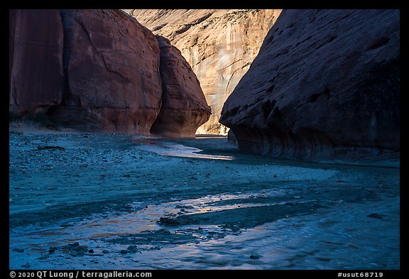 Paria River braids in Paria Canyon. Grand Staircase Escalante National Monument, Utah, USA (color)