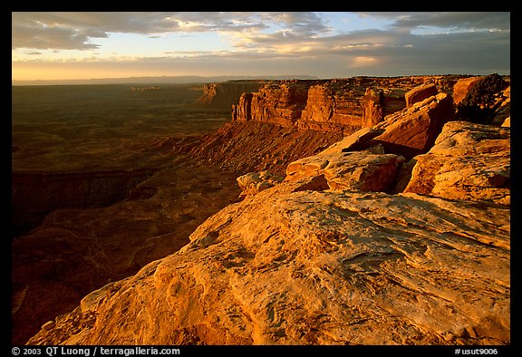 Cliffs near Muley Point, sunset. Utah, USA