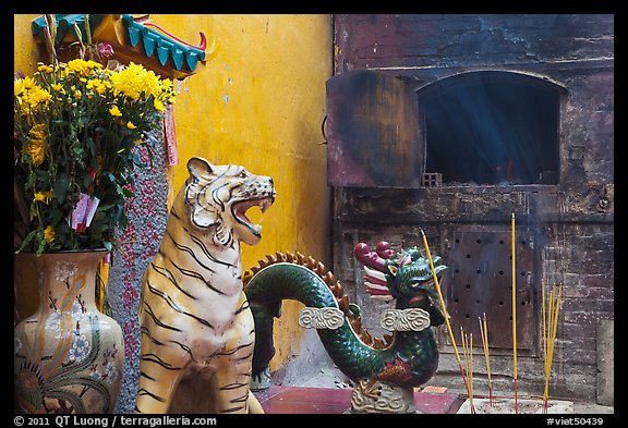 Ceramic tiger, dragon, and oven, Quan Am Pagoda. Cholon, District 5, Ho Chi Minh City, Vietnam