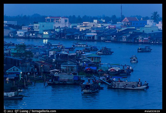 Cai Rang market at dawn. Can Tho, Vietnam (color)