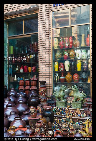 Storefront with ceramic vases. Bat Trang, Vietnam (color)
