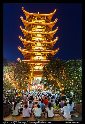Night Religious service, Quoc Tu Pagoda, district 10. Ho Chi Minh City, Vietnam (color)