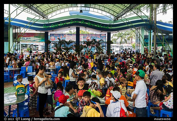 Groups of schoolchildren, Dam Sen Water Park, district 11. Ho Chi Minh City, Vietnam (color)