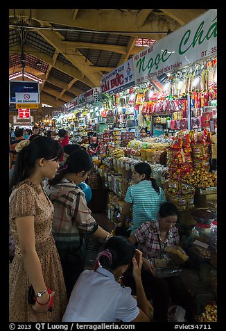 Stalls inside Ben Thanh market. Ho Chi Minh City, Vietnam