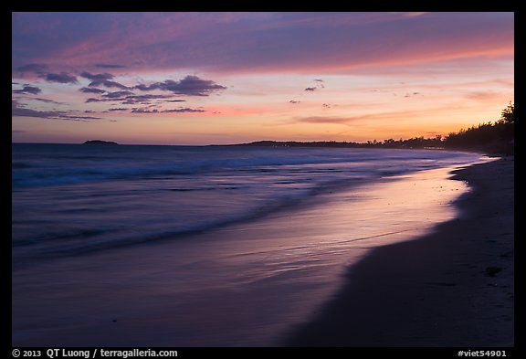 Beach at sunset. Mui Ne, Vietnam