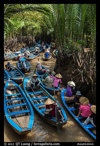 Traffic jam of boats, Phoenix Island. My Tho, Vietnam (color)