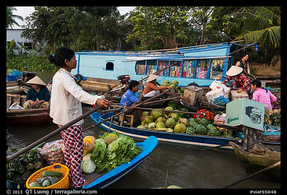 Floating market, Phung Diem. Can Tho, Vietnam (color)